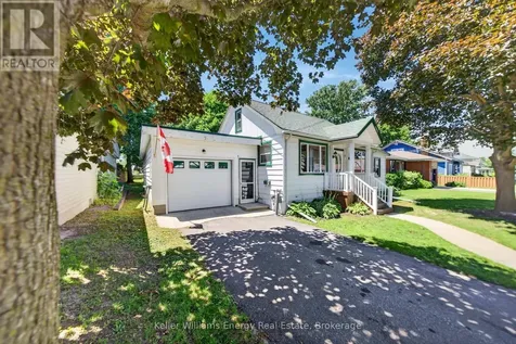 7 Maple Avenue Prince Edward County (picton Ward) ON K0K 2T0
