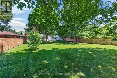 7 Maple Avenue Prince Edward County (picton Ward) ON K0K 2T0