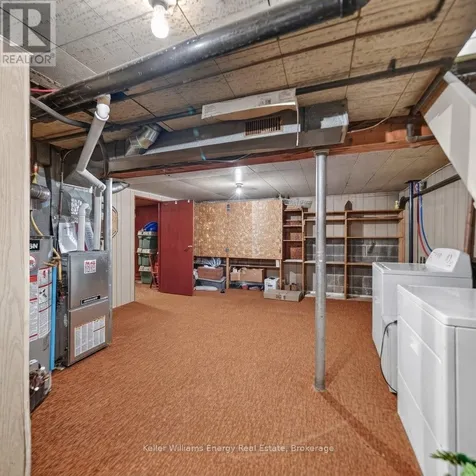 7 Maple Avenue Prince Edward County (picton Ward) ON K0K 2T0