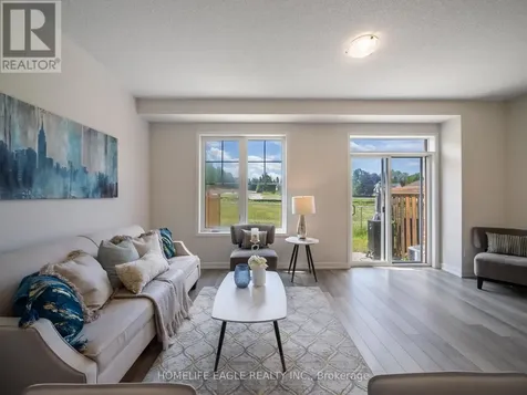 228 Bennett Street Newmarket (glenway Estates) ON L3X 1B8