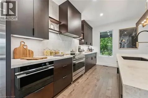 11 Cherrywood Lane Fergus ON N1M 2W3