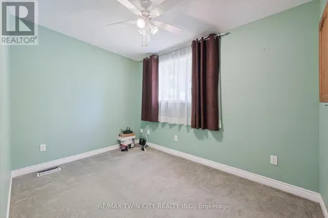 4 Spruce Avenue Puslinch ON N1H 6H9
