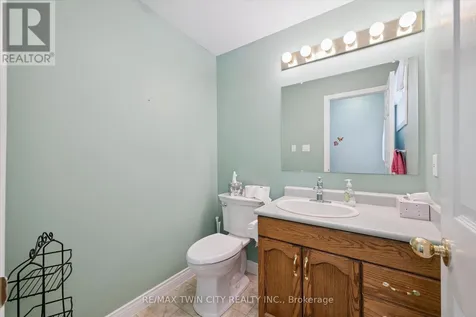 4 Spruce Avenue Puslinch ON N1H 6H9