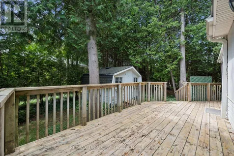 4 Spruce Avenue Puslinch ON N1H 6H9