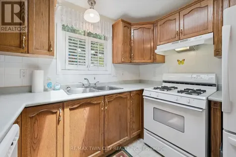 4 Spruce Avenue Puslinch ON N1H 6H9