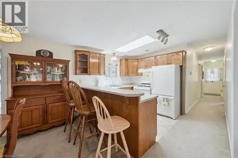 4 Spruce Avenue Puslinch ON N1H 6H9