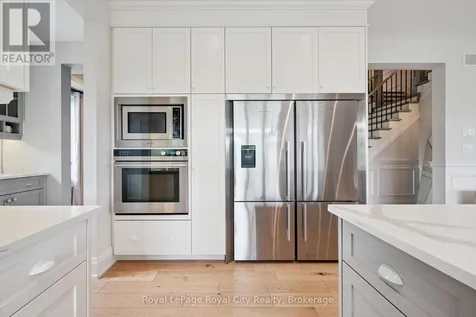22 Hilltop Road Guelph (victoria North) ON N1E 7L4