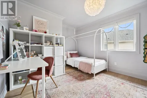 22 Hilltop Road Guelph (victoria North) ON N1E 7L4