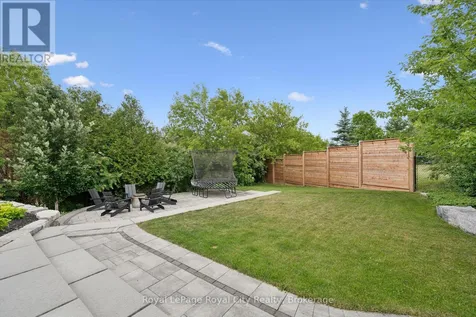22 Hilltop Road Guelph (victoria North) ON N1E 7L4