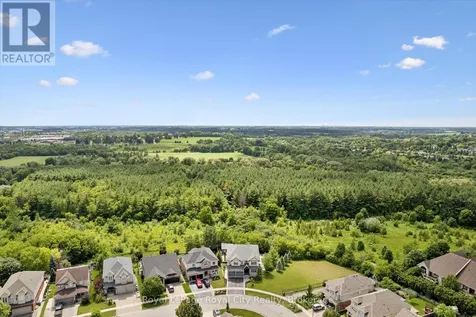 22 Hilltop Road Guelph (victoria North) ON N1E 7L4