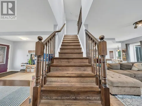 31 Ingram Drive Guelph (victoria North) ON N1E 0B1