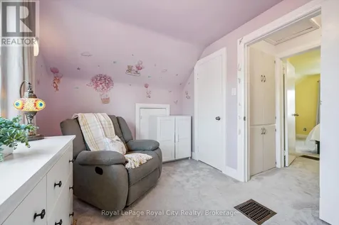103 William Street Guelph (st. George's) ON N1E 5G2
