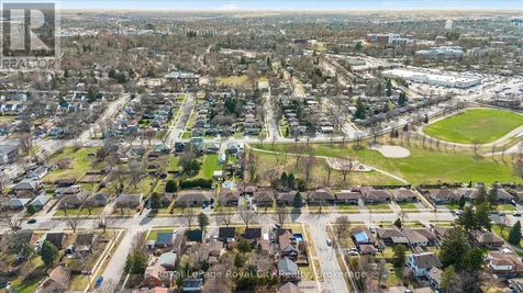 103 William Street Guelph (st. George's) ON N1E 5G2