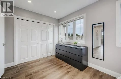 302 College Avenue West Guelph ON N1G 4T6