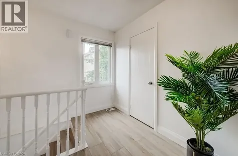 302 College Avenue West Guelph ON N1G 4T6