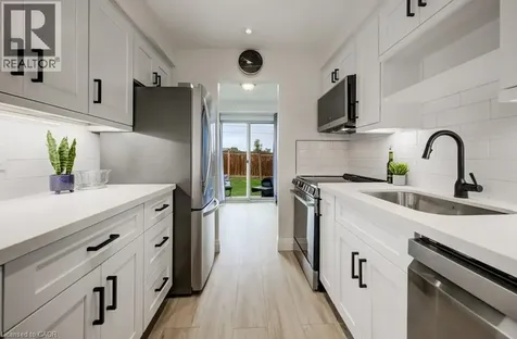 302 College Avenue West Guelph ON N1G 4T6