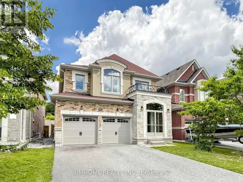 664 Mcgregor Farm Trail Newmarket (glenway Estates) ON L3X 0H3