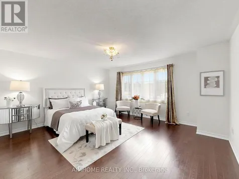 664 Mcgregor Farm Trail Newmarket (glenway Estates) ON L3X 0H3