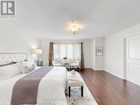 664 Mcgregor Farm Trail Newmarket (glenway Estates) ON L3X 0H3