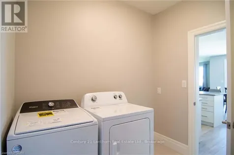 11 Allen Street Prince Edward County (picton Ward) ON K0K 2T0