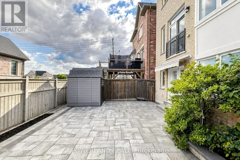 17 Fierheller Court Markham (berczy) ON L6C 0W6