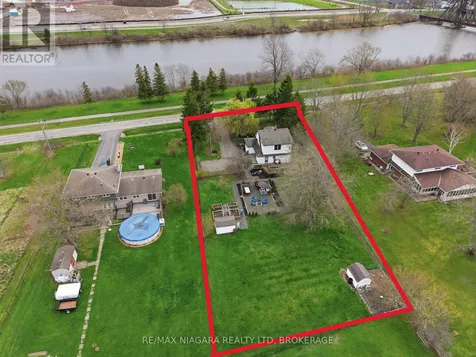 106 Colborne Street Welland (broadway) ON L3B 3P1