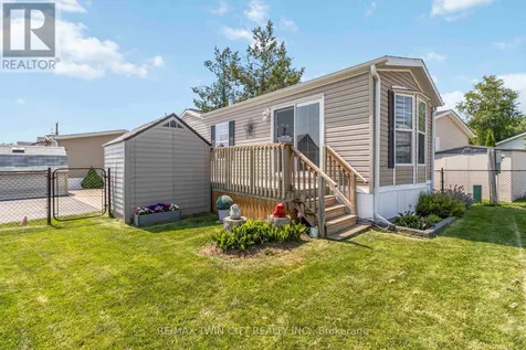 27 Elm Street Puslinch ON N1H 6H9