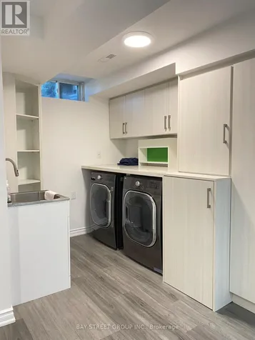 9996 Mccowan Road Markham (berczy) ON L6C 0N3