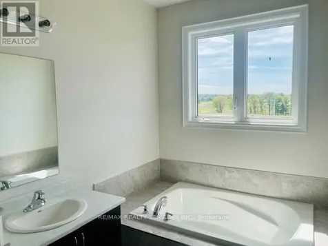 3076 Orion Boulevard Orillia ON L3V 8L4