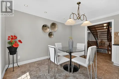 2069 Schoolmaster Circle Oakville (ga Glen Abbey) ON L6M 3A1