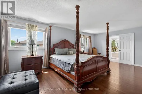 2069 Schoolmaster Circle Oakville (ga Glen Abbey) ON L6M 3A1