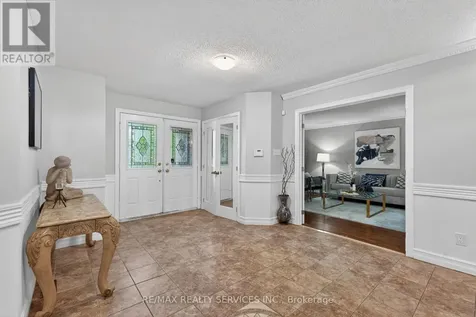 2069 Schoolmaster Circle Oakville (ga Glen Abbey) ON L6M 3A1