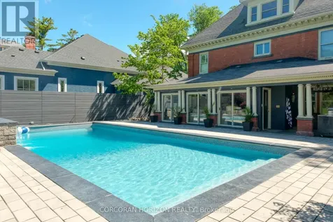 18 Brant Road North Cambridge ON N1S 2W1