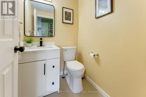 235 Red Clover Court Kitchener ON N2E 4J5