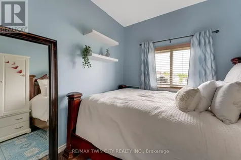 235 Red Clover Court Kitchener ON N2E 4J5