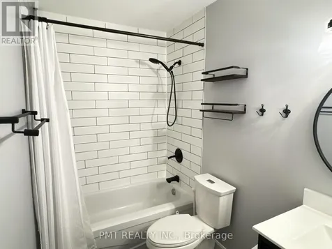 65 Highland Crescent Kitchener ON N2M 5M8