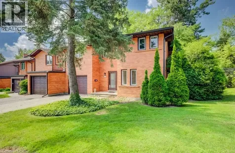 206 Candlewood Crescent Waterloo ON N2L 5Y9