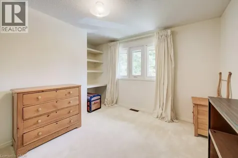 206 Candlewood Crescent Waterloo ON N2L 5Y9