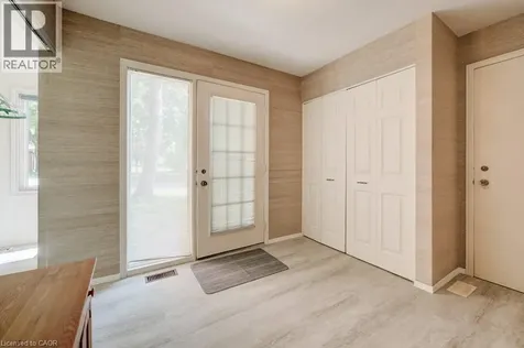 206 Candlewood Crescent Waterloo ON N2L 5Y9
