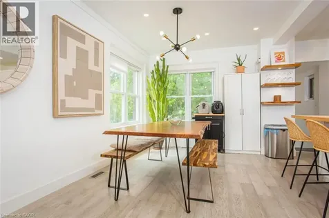 826 Beach Boulevard Hamilton ON L8H 6Z5