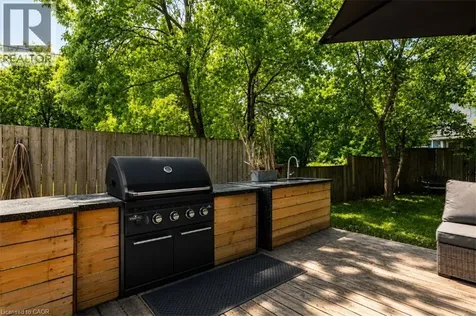 826 Beach Boulevard Hamilton ON L8H 6Z5