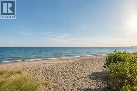 826 Beach Boulevard Hamilton ON L8H 6Z5