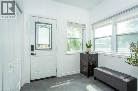 826 Beach Boulevard Hamilton ON L8H 6Z5