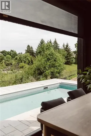 2 Bridlewood Crescent Kitchener ON N2C 2S4