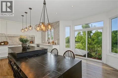 422 Rideau River Street Waterloo ON N2V 2Y4