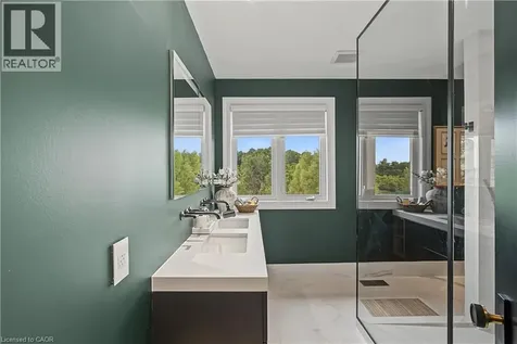 422 Rideau River Street Waterloo ON N2V 2Y4