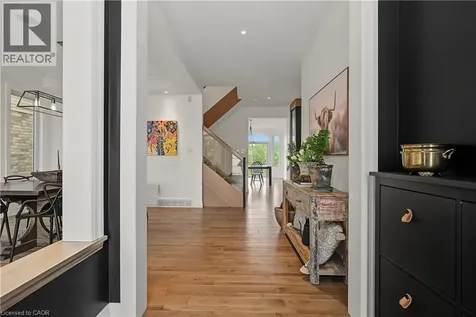 422 Rideau River Street Waterloo ON N2V 2Y4