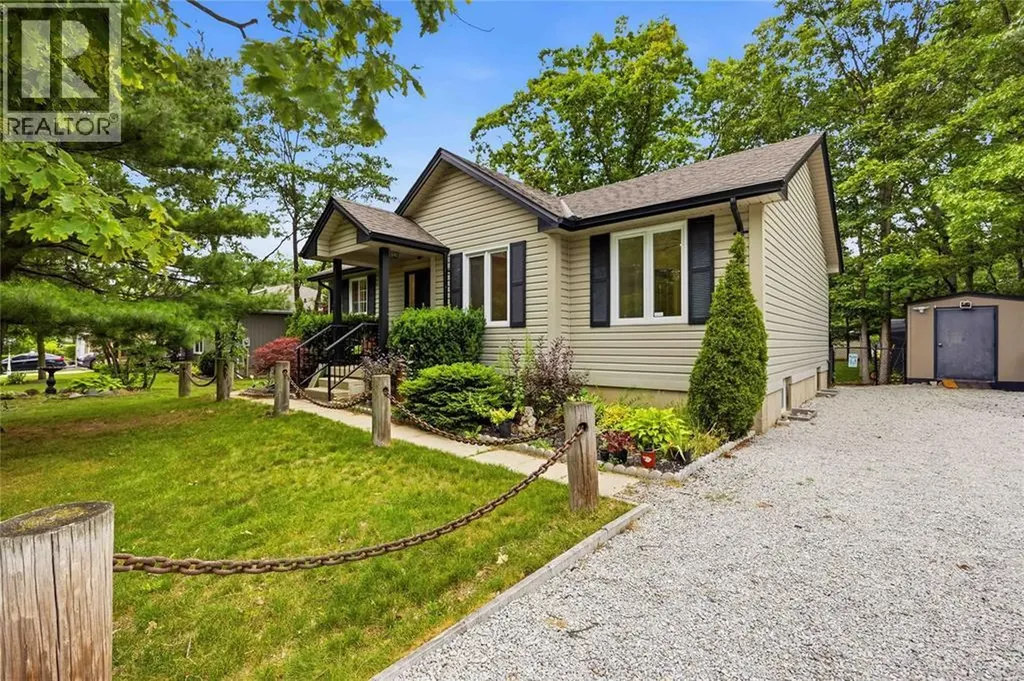 10158 Victoria Street Lambton Shores ON N0M 2L0
