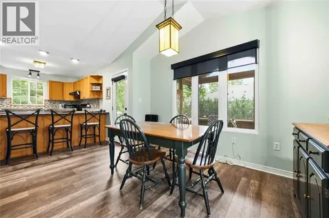 10158 Victoria Street Lambton Shores ON N0M 2L0