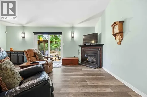 10158 Victoria Street Lambton Shores ON N0M 2L0